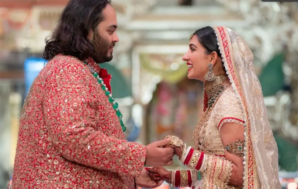 ambani wedding outfits