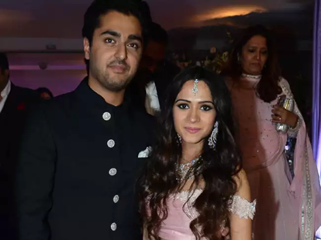 kresha bajaj