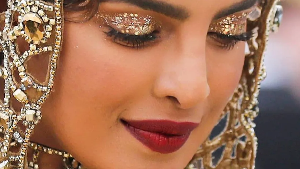 metallic eye makeup look