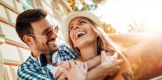 Small Romantic Gestures That Make a Huge Difference in Love! romantic gestures