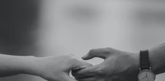 5 Tips to Manage a Long-Distance Relationship! long-distance relationship