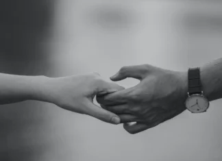 5 Tips to Manage a Long-Distance Relationship! long-distance relationship