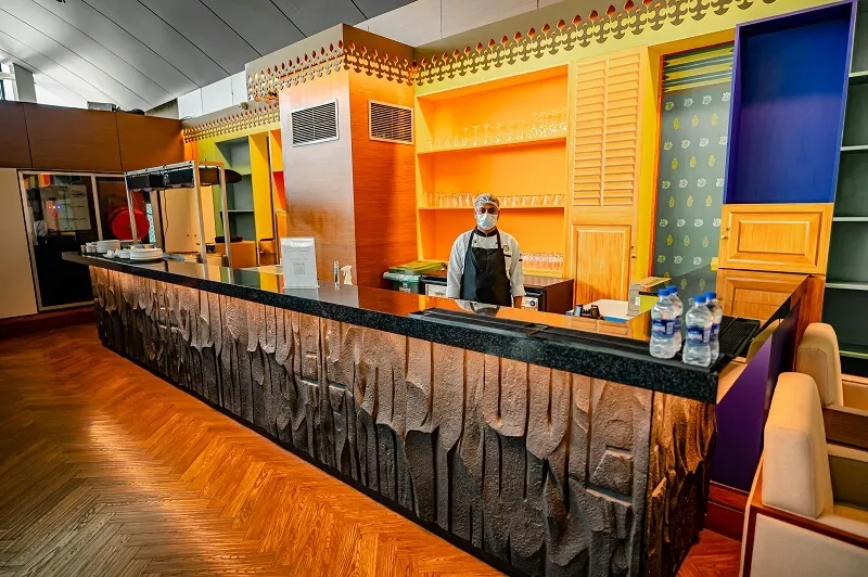 Food courts by Bird Lounges