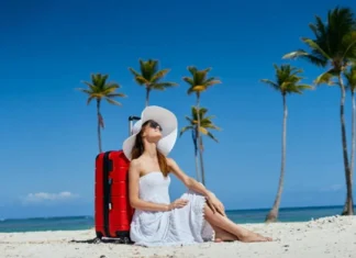 6 Best Honeymoon Outfit Inspiration for Brides honeymoon outfit inspiration