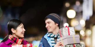 6 Tips on How to Celebrate Christmas as a Couple! how to celebrate christmas