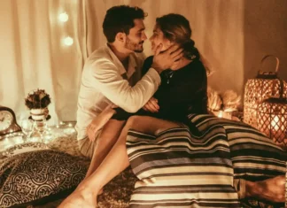 A Guide for Men: Small Love Gestures in Relationship Love Gestures