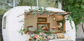 Wedding Themes with Food Trucks? Yes, Please! Wedding Themes