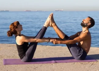 Couple’s Yoga Ideas for International Yoga Day! International Yoga Day