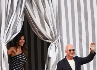 Latest from Jeff Bezos and Lauren Sanchez’s Venetian Wedding! Jeff Bezos