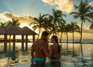 Celebrate World Oceans Day with a Beach Honeymoon! World Oceans Day