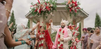 Intimate Wedding Vs. Big Fat Wedding: Which Will You Choose? Intimate Wedding and Grand Wedding