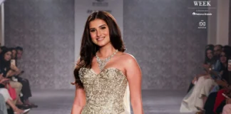 Tara Sutaria Walks in an 18 Karat Gold Corset at ICW2025 Tara Sutaria