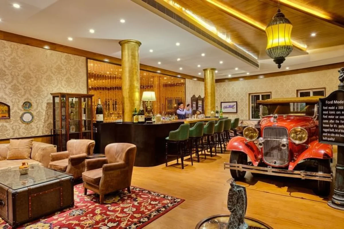 MAYFAIR Tea Resort