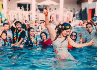 Hosting an Epic Pool Party for Your Wedding Guests pool party
