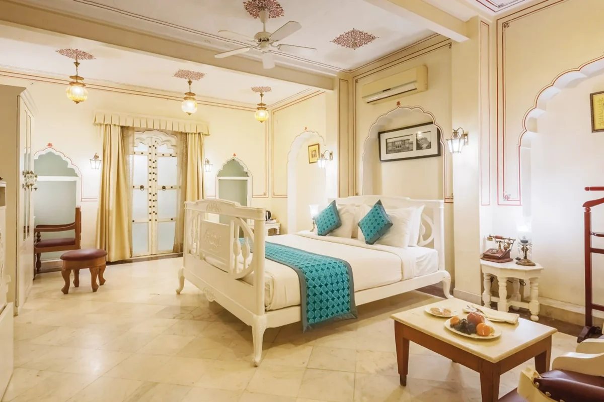 Hotel Chomu Palace