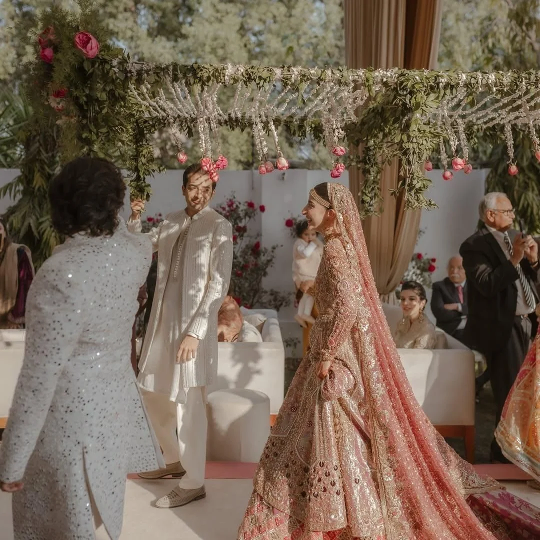 Phoolon ki Chadar designs