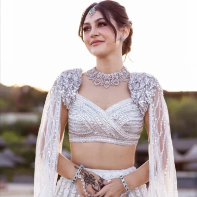 Lehenga blouse sleeves design