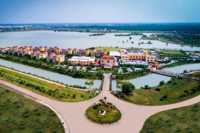 Mayfair Lake Resort