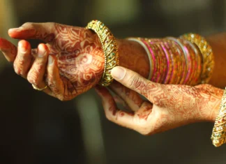 9 Bangles to Have in Your Bridal Jewellery Collection Bridal jewellery