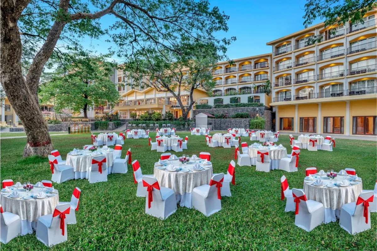 Fariyas Resort Lonavala