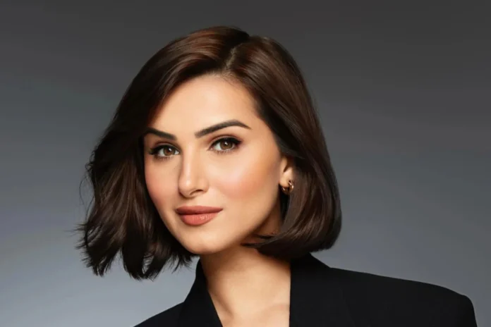 feature Tara Sutaria