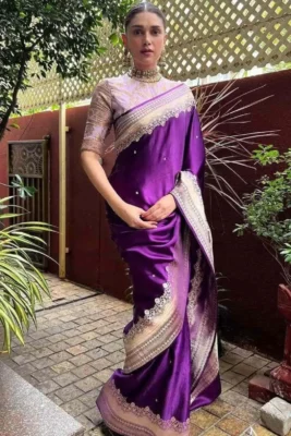 Saree colour