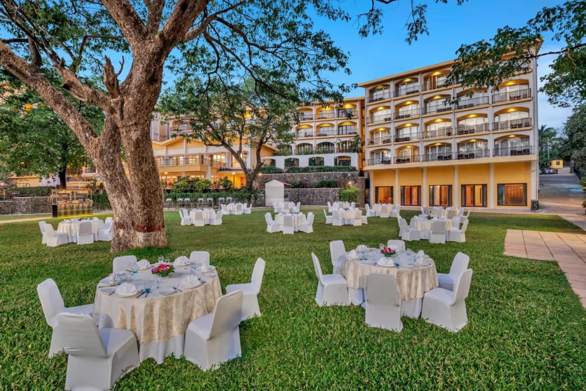 Fariyas Resort Lonavala