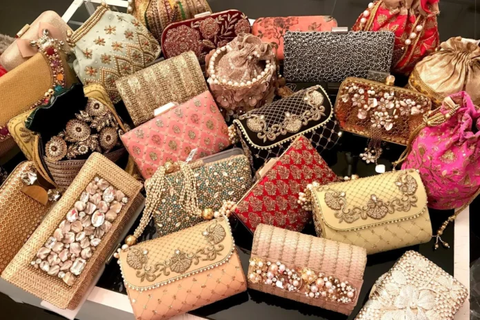 feature image Embroidered Bag