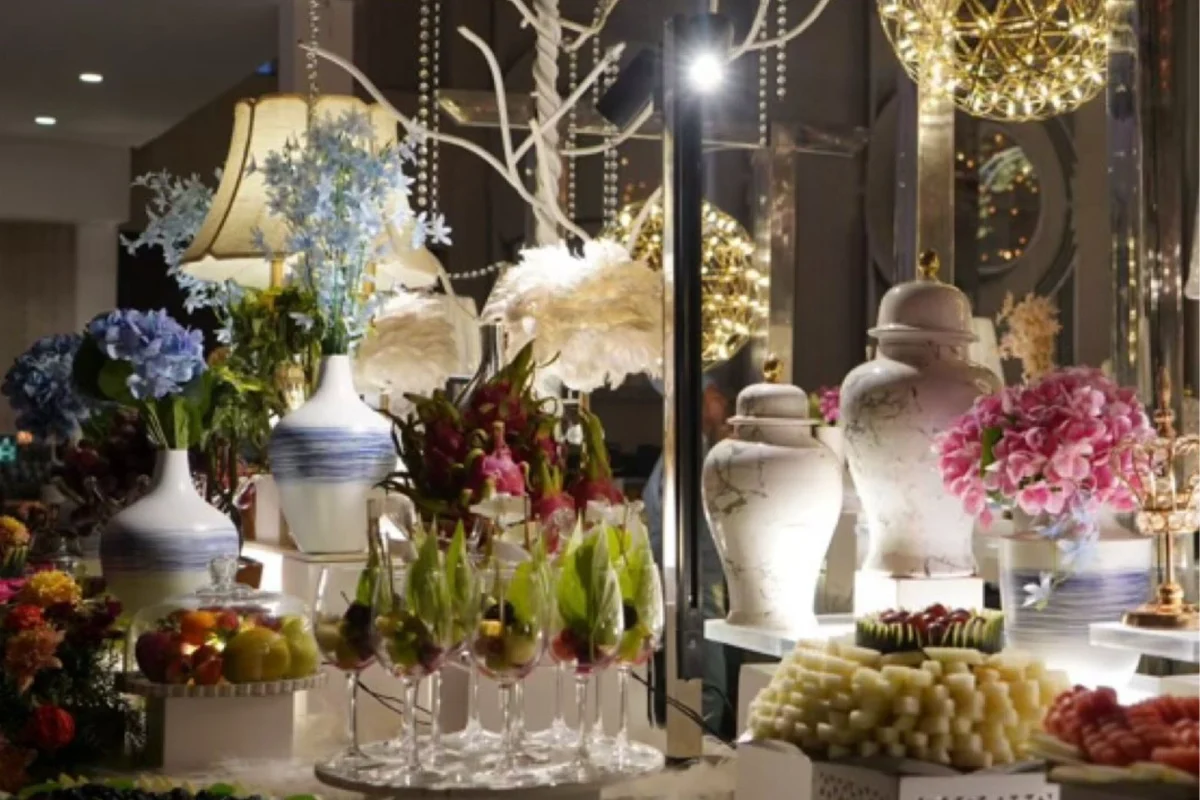 The Golden Apple Fruitmart