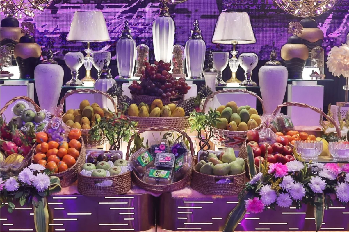 The Golden Apple Fruitmart