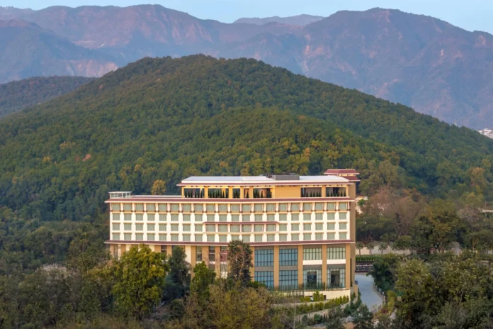feature Taj Mussoorie Foothills